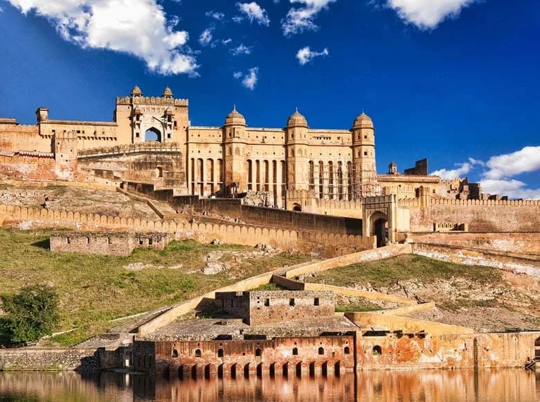 Best street food near Amer Fort, Jaipur